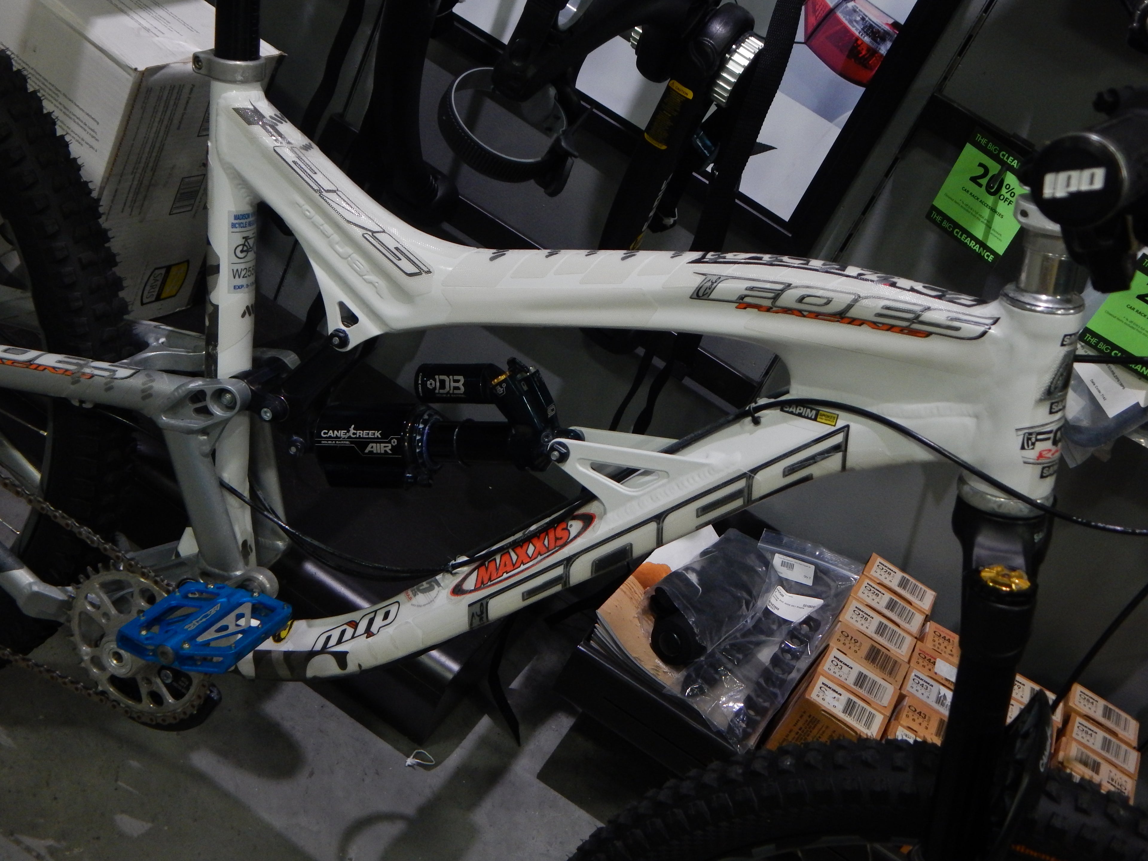 FOES RACING -275 XL ENDURO BIKE 27.5" STATUS PERFECT CONDITION BIKE FROM USA